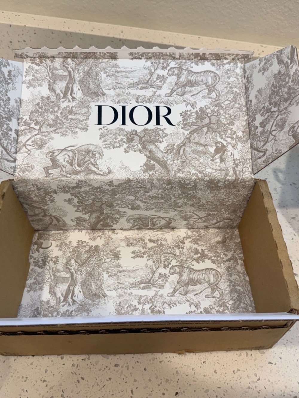 Small Dior and Ysl box - Picture 10 of 15